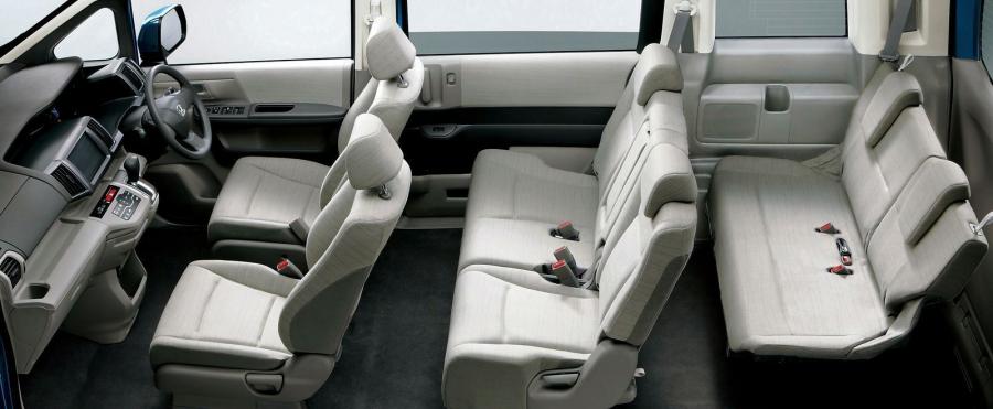  Honda StepWGN 2010 года  (фото 8 из 17)